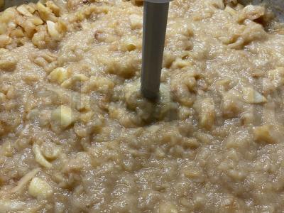 Obuolių tyrė iš trijų ingredientų Žingsnis 3