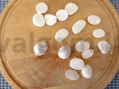 Užkandis su pomidorais ir mocarela Žingsnis 2