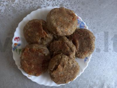 Vegetariškos lęšių kotletai pagrindine nuotrauka