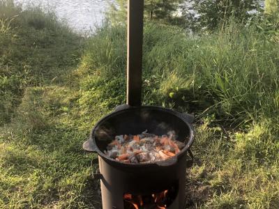 Plovas su jautiena, daržovėmis ir prieskoniais katile Žingsnis 3