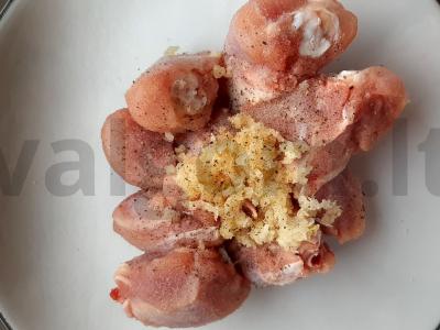 Keptos vištienos blauzdelės Žingsnis 2