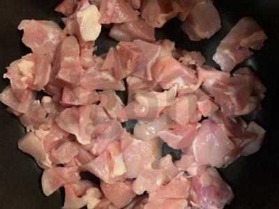 Vištienos šlaunelių filė, kepta lėtoje viryklėje Žingsnis 1