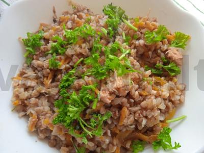 Greitai paruošta grikių košė pagrindine nuotrauka