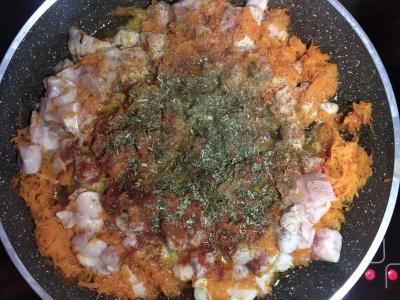 Makaronai su mėsa pomidorų padaže Žingsnis 3