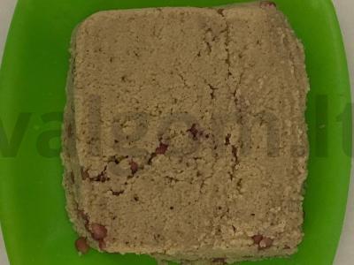 Greitas kuskusas su migdolų pienu, granatu ir citrina pagrindine nuotrauka