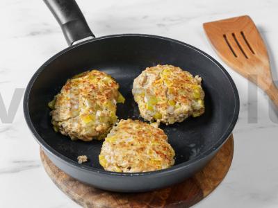 Kotletai su padažu Žingsnis 11