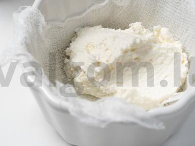 Varškės pyragas su kondensuotu pienu Žingsnis 2