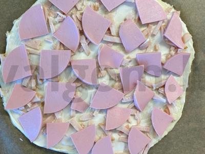 Pica „Žiuljen“ su pievagrybiais, vištiena ir dešra Žingsnis 5