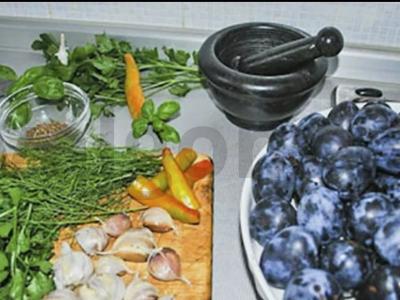 Tkemali su vyno actu Žingsnis 1