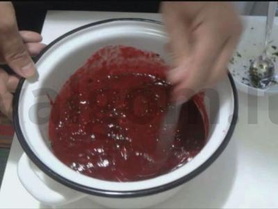 Tkemali su vyno actu pagrindine nuotrauka