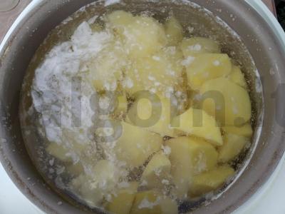 Grybų buljonu ir krapais pagamintas piure Žingsnis 4