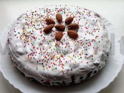 Namų varškės pyragas su kondensuotu pienu pagrindine nuotrauka