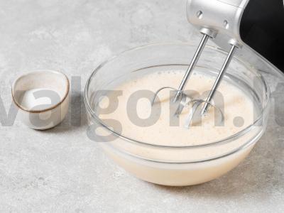 Raisinų keksiukas Žingsnis 1