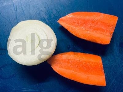 Kvapnus vištienos sultinys Žingsnis 3