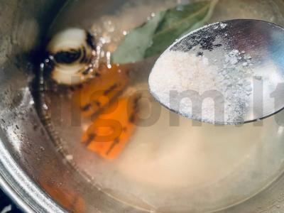 Kvapnus vištienos sultinys Žingsnis 9