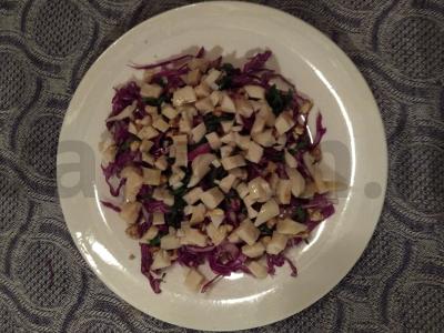 Salotas su kalmarais ir raudonaisiais kopūstais Žingsnis 6