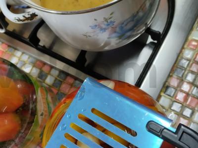 Sūdyti pomidorai žiemai su estragonu Žingsnis 6