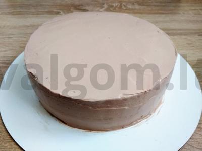Nuostabus šokoladinis tortas Žingsnis 4