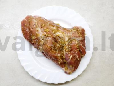 Kepinta kiauliena maišelyje Žingsnis 1