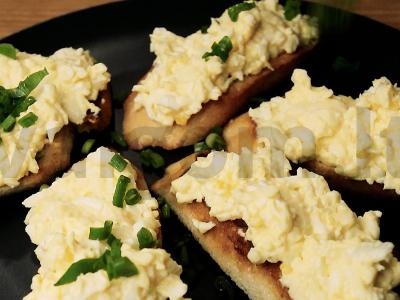 Brusketa su kiaušiniu ir sūriu Žingsnis 5