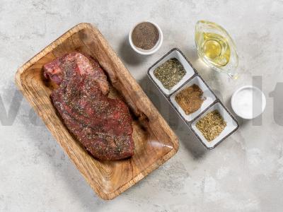 Jautiena, kepta gabalais folijoje Žingsnis 1