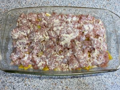 Bulvių apkepas su kiaulienos faršu Žingsnis 4