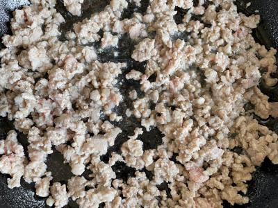 Faršas su žolelėmis pomidorų padaže Žingsnis 2