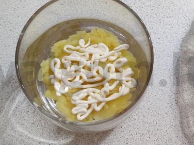 Salotas „Šubka po-carsky“ Žingsnis 2