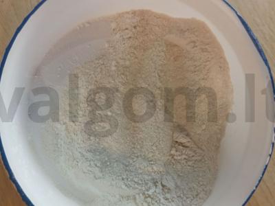 Biskvitas su tryniais ir krakmolu Žingsnis 2