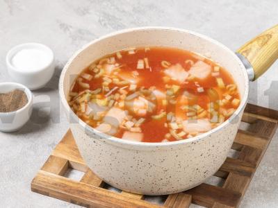 Aromatingas žuvies sriuba su pomidorais Žingsnis 3