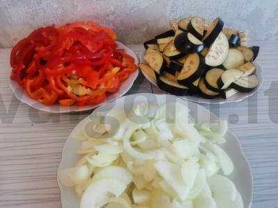 Baklažanai žiemai pagal gruzinišką receptą Žingsnis 1