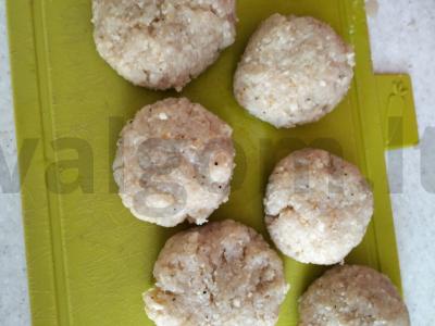 Žuvies kotletai pietums arba vakarienei Žingsnis 4