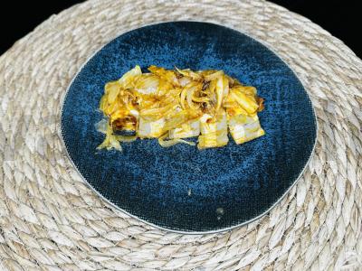 Žuvis tom yum padaže pagrindine nuotrauka