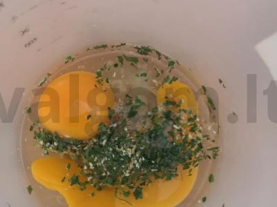 Kiaušiniai su bekonu Žingsnis 1