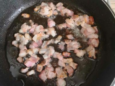 Kiaušiniai su bekonu Žingsnis 2