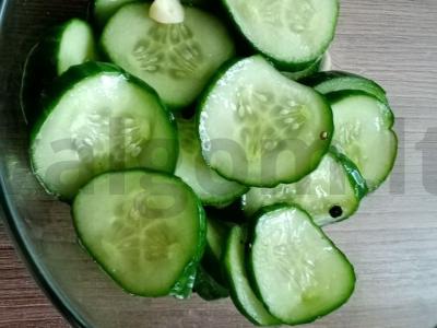 Greiti sūdyti agurkai pagrindine nuotrauka