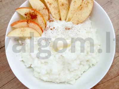 Ryžių košė su obuoliu ir cinamonu pagrindine nuotrauka