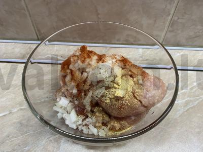 Makaronų lizdai su faršu Žingsnis 1