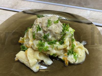 Makaronų lizdai su faršu pagrindine nuotrauka