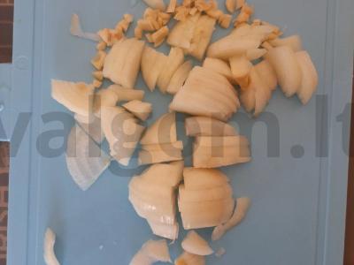 Daržovių troškinys su kopūstais ir mėsa Žingsnis 1