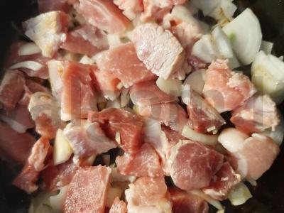 Daržovių troškinys su kopūstais ir mėsa Žingsnis 3