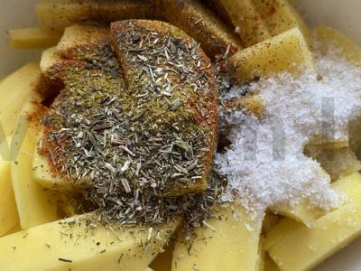 Kaimiškos bulvytės su alyvuogių aliejumi Žingsnis 2