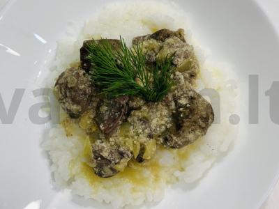 Vištienos kepenėlės piene su grietinėlės sūriu pagrindine nuotrauka