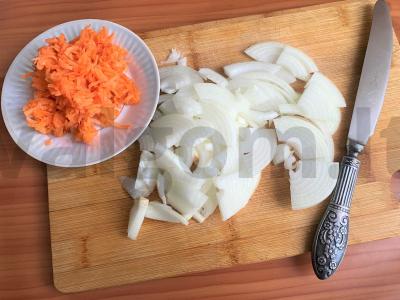 Sūrio sriuba su dešra Žingsnis 2