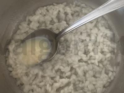 Ryžių košė su saldžiuoju pienu pusryčiams Žingsnis 2