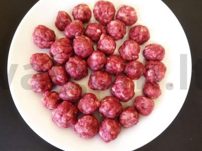 Namų stiliaus sriuba su makaronais ir meatballs Žingsnis 1