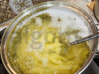 Makaronai su grybais grietinėje po sūriu Žingsnis 4