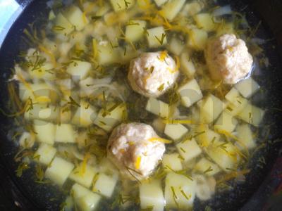 Vermicelli sriuba su meatballs Žingsnis 5