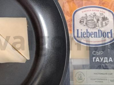 Šilti tostai su sūrio, krabų mėsos ir žuvies įdaru Žingsnis 2