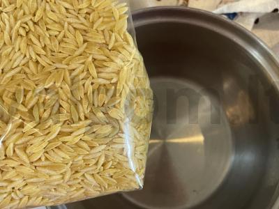 Orzotto „Carbonara“ su rūkyta šonine Žingsnis 1